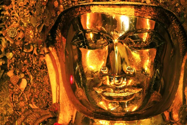 Buddha Oro Del Myanmar — Foto Stock