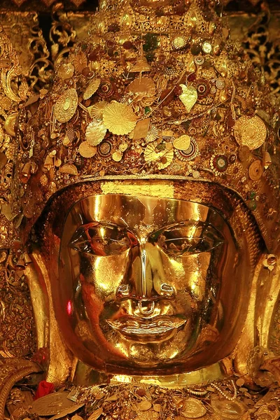 Buddha Oro Del Myanmar — Foto Stock