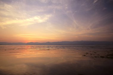 Twilight light of sunset in a lake