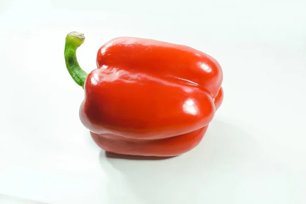 Rote Paprika Auf Weißem Hintergrund Paprika Die Zum Kochen Und — Stockfoto