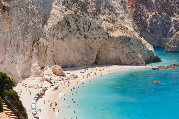 Plażę Porto Katsiki czerwca 28,2017. Widok z plaży Porto Katsiki, Lefkada, Grecja — Zdjęcie stockowe