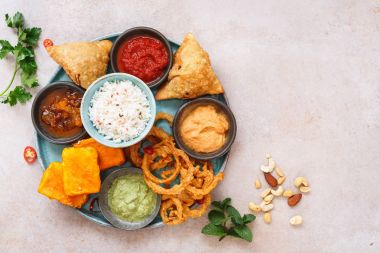 Geleneksel Hint vejetaryen aperatifler 