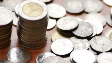 Yatırımcı, genel olarak para yatırımcı yavaş hareket için paralar.