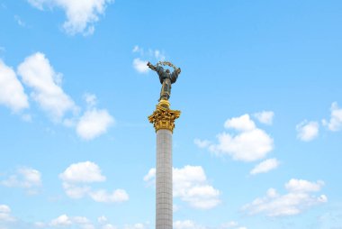 Ukrayna 'daki Bağımsızlık Anıtı. Mimarinin anıtı. Kyiv 'in ziyaret kartı