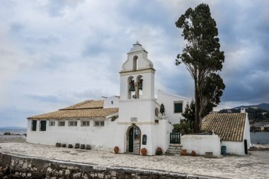 Corfu, Pontikonisi Island Vlacherna Manastırı ve fare adada