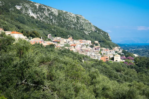 Lakones vesnice na ostrově Korfu, Řecko — Stock fotografie