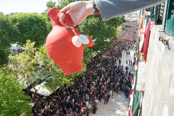 Corfu, Yunanistan - 15 Nisan 2017: 11:00 AM Kutsal Cumartesi günü olarak 
