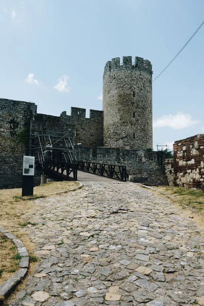 Kalemegdan Fortress entrance, ancient Singidunum, Belgrade, Serb — Stock Photo, Image