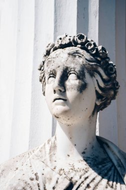 Achillion palace: Korfu, Yunanistan Muse Euterpe heykeli