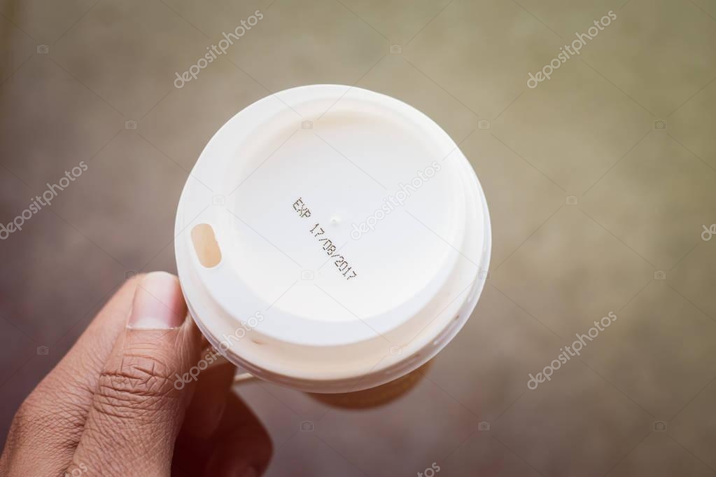 label expiration on coffee cup 