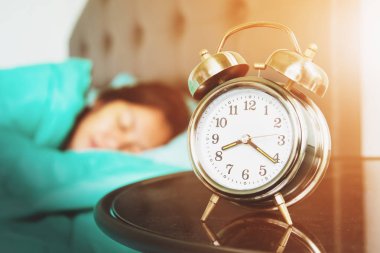  Alarm saati