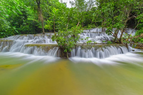 Cascada Noppiboon Selva Tropical Sangkhlaburi Provincia Kanchanaburi Tailandia — Foto de Stock