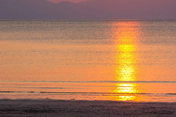 Belo Pôr Sol Pak Meng Beach Província Trang Sul Tailândia — Fotografia de Stock