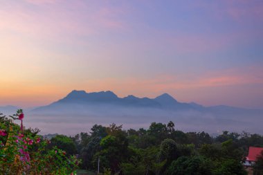 Tayland 'da dinlenmek için güzel bir manzara.