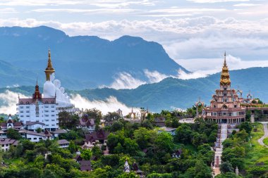 Wat Phra that Pha Son Kaew Tapınağı, Khao Kho, Phetchabun, Tayland