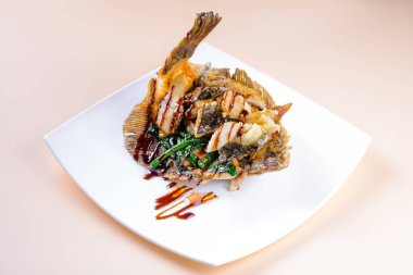 Fried dere pisisi Asya tarzı