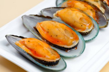 Taze istiridye soslu