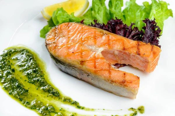 kavrulmuş kırmızı balık