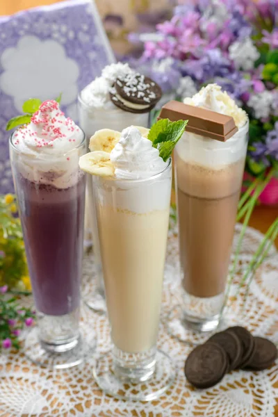 Milkshake doce frio — Fotografia de Stock