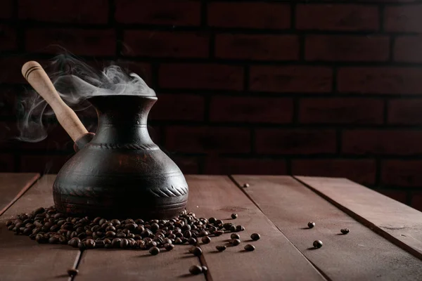 Φυσικός ζεστός καφές στα τουρκικά — Φωτογραφία Αρχείου