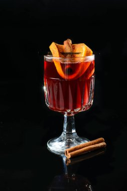 Sıcak kokulu şarap.