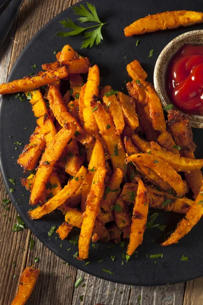 Abóbora orgânica caseira batatas fritas — Fotografia de Stock