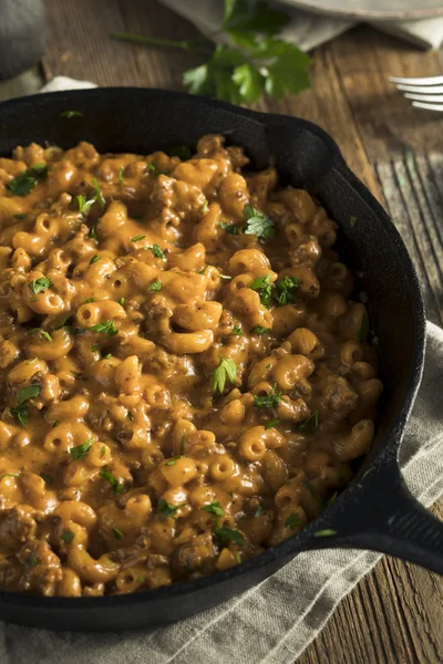 Hamburger maccheroni fatti in casa e formaggio — Foto Stock