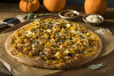 Ev yapımı sonbahar pizza Pumpin