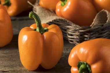 Ham organik turuncu biber