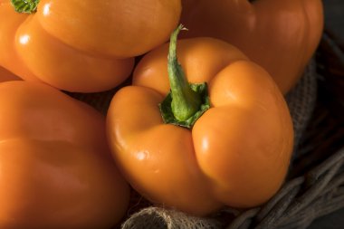 Ham organik turuncu biber