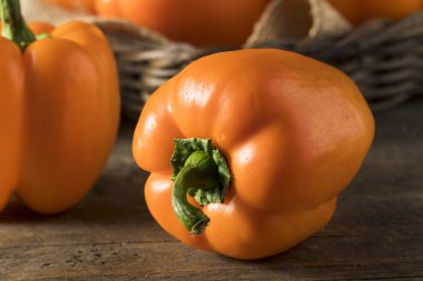 Ham organik turuncu biber
