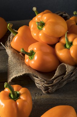 Ham organik turuncu biber