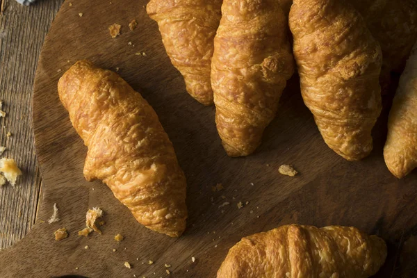 Croissants café da manhã caseiro orgânico — Fotografia de Stock