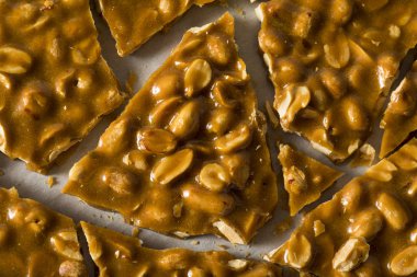 Ev yapımı tatil Yerfıstığı şekeri