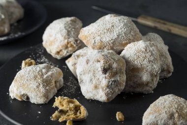 Ev yapımı Noel Stollen keki ısırıkları