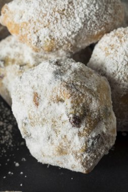 Ev yapımı Noel Stollen keki ısırıkları