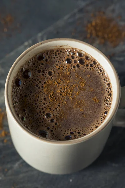 Cioccolata calda messicana piccante di festa fatta in casa — Foto Stock