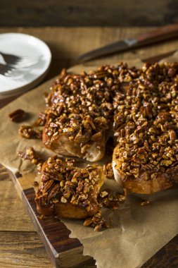 Ev yapımı Sırlı Ceviz yapışkan Buns