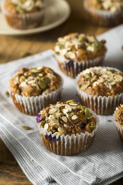 Sağlıklı organik tohum ve Blueberry Muffins