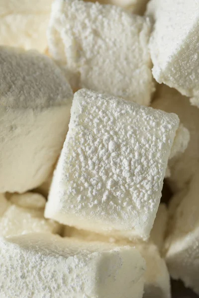 Hausgemachte süße quadratische Marshmallows — Stockfoto