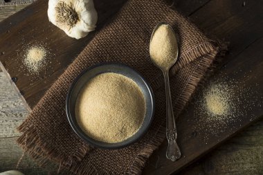 Kuru organik zemin sarımsak baharat