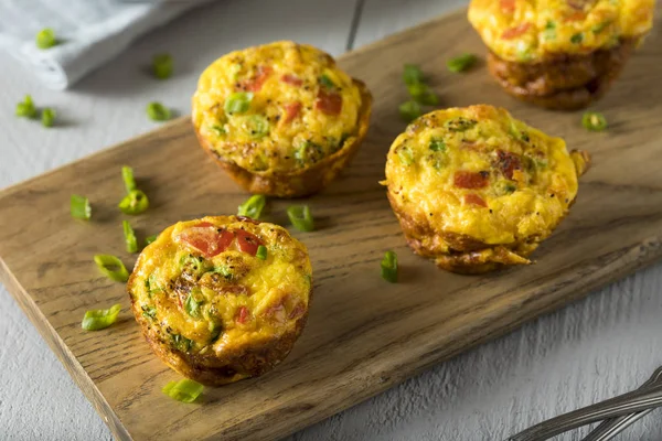 Desayuno saludable hecho en casa Muffins de huevo — Foto de Stock