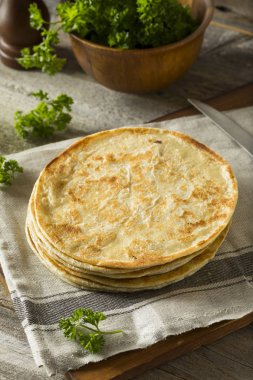 Ev yapımı un Hint Paratha ekmek