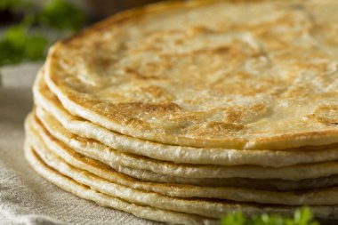 Ev yapımı un Hint Paratha ekmek