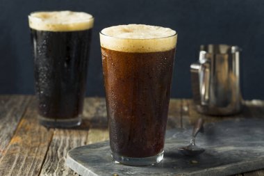 Köpüklü Nitro soğuk bira kahve