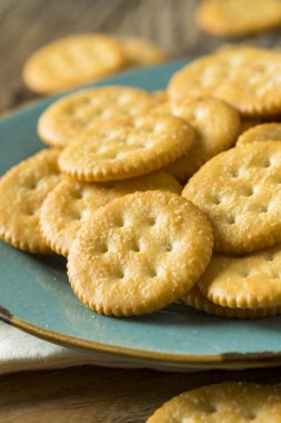 Yuvarlak tuzlu sarı kraker