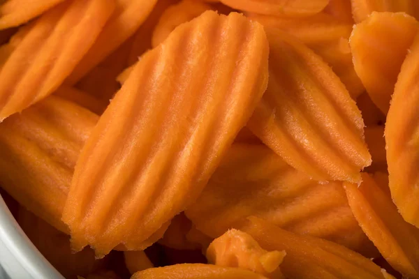 Gezonde organische gesneden wortel-Chips — Stockfoto