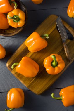 Ham organik turuncu biber