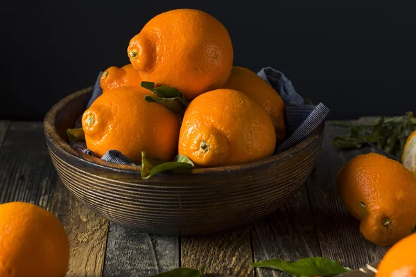 原料的有机 Minnela 橘子 — 图库照片