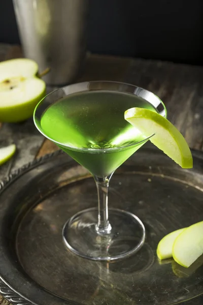 수 제 녹색 알콜 Appletini 칵테일 — 스톡 사진